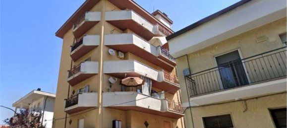 4 rooms Apartment in Pratola Peligna, Italy No. 186696 5