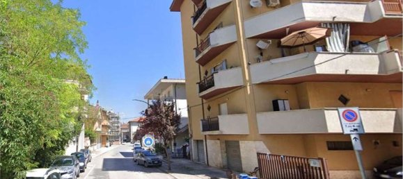 4 rooms Apartment in Pratola Peligna, Italy No. 186696 8