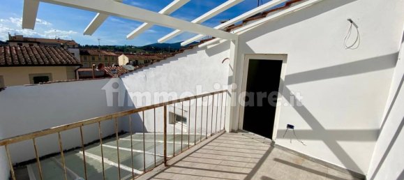 Ático de 2 dormitorios en Florence, Italy No. 296526 3