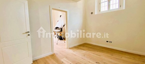 Ático de 2 dormitorios en Florence, Italy No. 296526 9