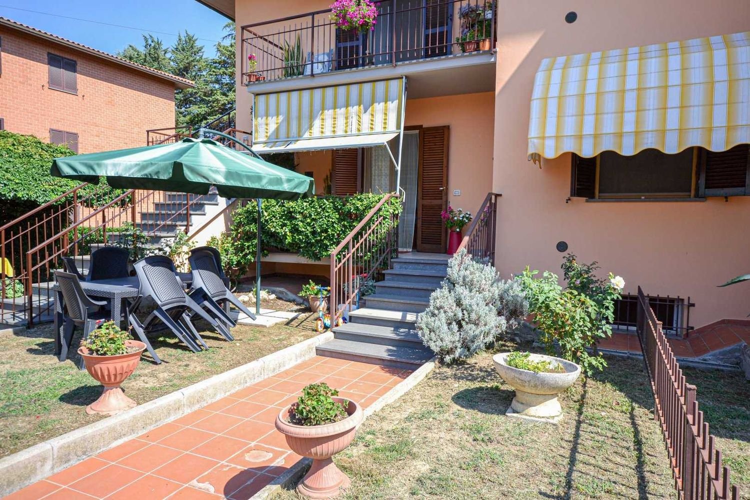 8 rooms Apartment in Città della Pieve, Italy No. 133888