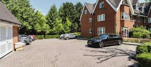 3 bedrooms Apartment in Kenley, United Kingdom No. 8031 17