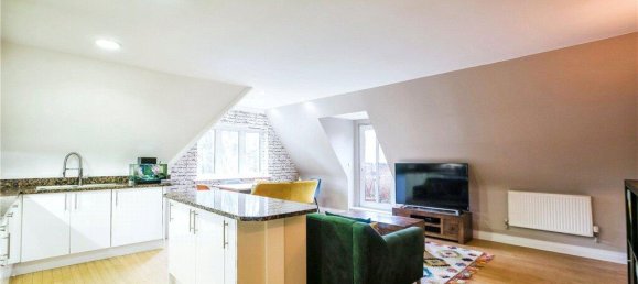 3 bedrooms Apartment in Kenley, United Kingdom No. 8031 19