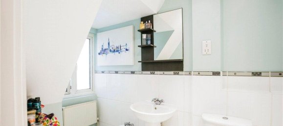 3 bedrooms Apartment in Kenley, United Kingdom No. 8031 51