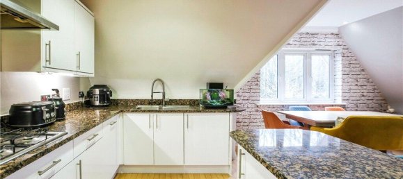 3 bedrooms Apartment in Kenley, United Kingdom No. 8031 49