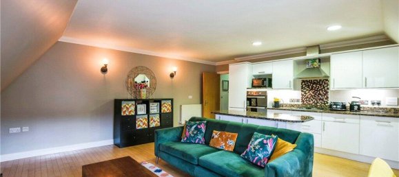 3 bedrooms Apartment in Kenley, United Kingdom No. 8031 10