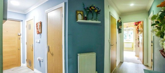 3 bedrooms Apartment in Kenley, United Kingdom No. 8031 56