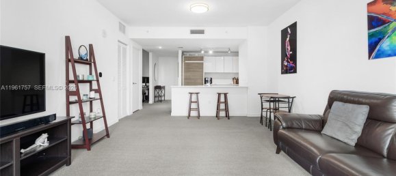 1 dormitorio propiedad comercial en venta en Miami, Miami-Dade, Florida, USA № 614435 10