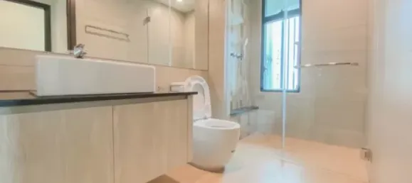 4 dormitorios apartamento en alquiler en Thu Duc, Ho Chi Minh, Vietnam № 74939 3