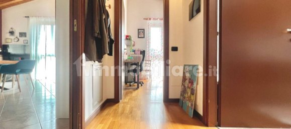 Apartamento de 2 dormitorios en Lomazzo, Italy No. 311297 20