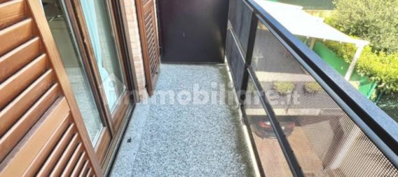 Apartamento de 2 dormitorios en Lomazzo, Italy No. 311297 11