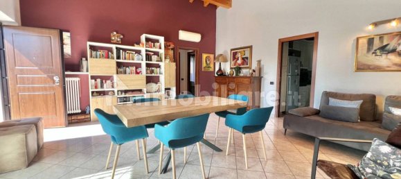 Apartamento de 2 dormitorios en Lomazzo, Italy No. 311297 5