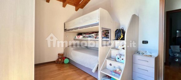 Apartamento de 2 dormitorios en Lomazzo, Italy No. 311297 22