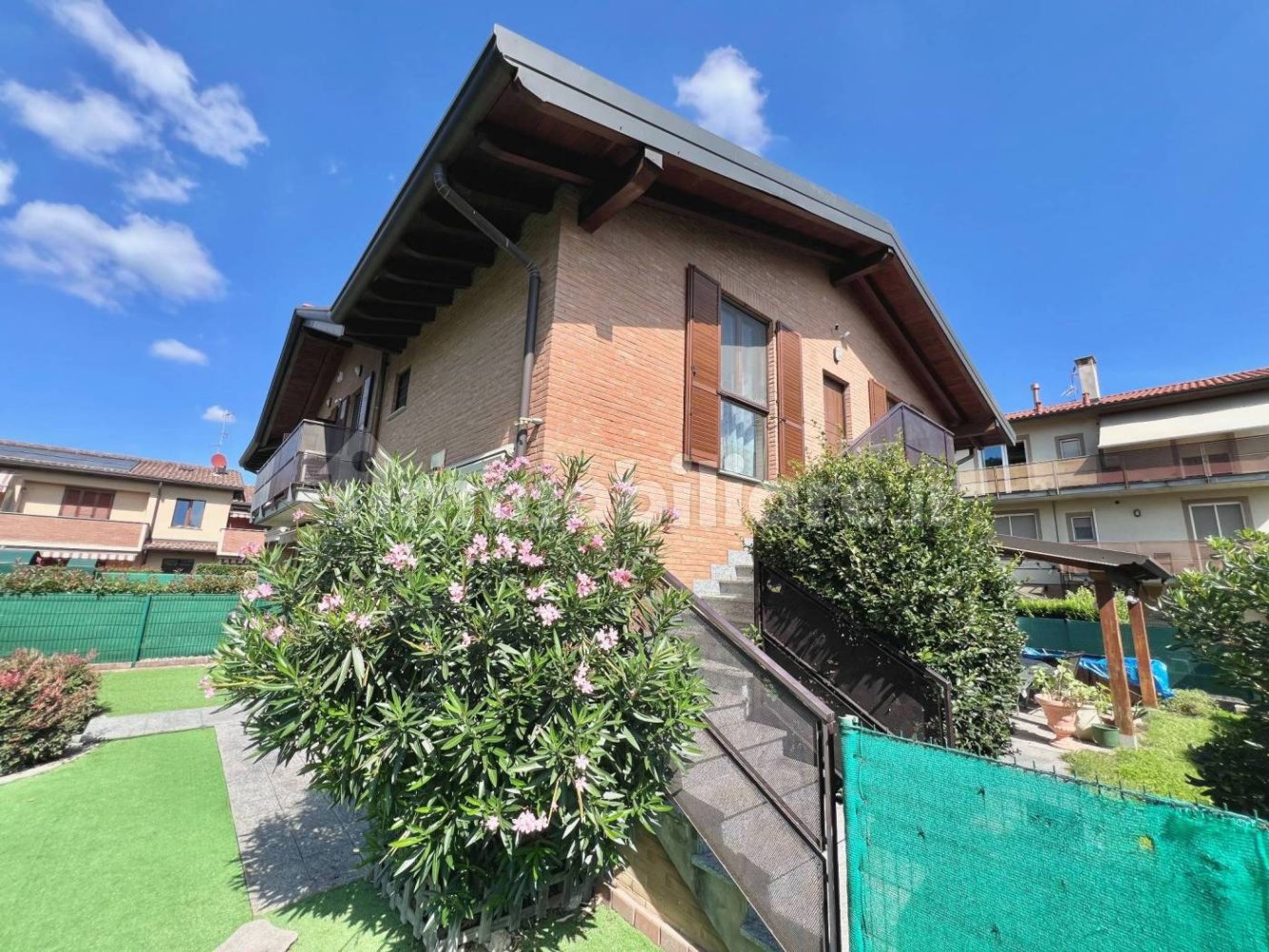 Apartamento de 2 dormitorios en Lomazzo, Italy No. 311297