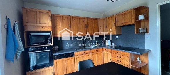 4 bedrooms House in Montierchaume, France No. 237052 3