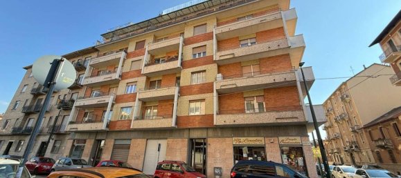 2غرفة شقة في Turin, Italy رقم 37781 23