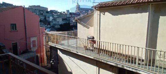 3 bedrooms House in Monterosso Almo, Italy No. 235714 22