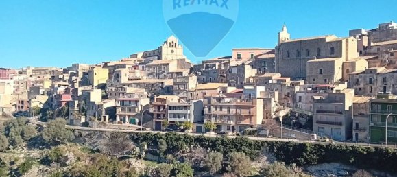 3 bedrooms House in Monterosso Almo, Italy No. 235714 5