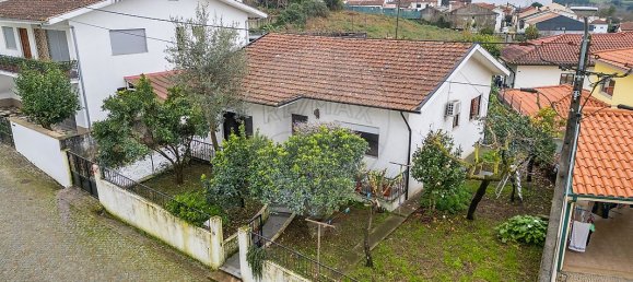 3 bedrooms House in Santo Tirso, Portugal No. 24890 3