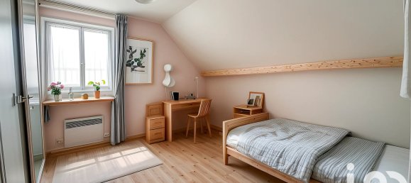 Casa de 4 dormitorios en Notre-Dame-d'Oe, France No. 61473 4