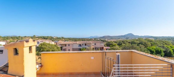 Apartamento de 3 habitaciónes en Olbia, Italy No. 306442 11