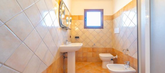Apartamento de 3 habitaciónes en Olbia, Italy No. 306442 23
