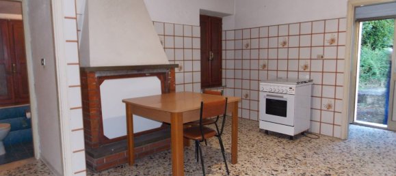5-Zimmer Haus in Ascoli Piceno, Italy, Nr. 301173 8