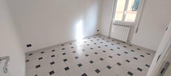 3-salle Appartement à Rapallo, Italy No. 41984 14