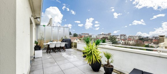 2 bedrooms Apartment in Nogent-sur-Marne, France No. 135139 7