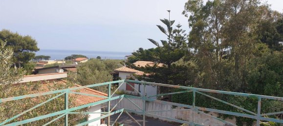 Вилла с 4 комнатами в Мессина, Италия № 18143 2