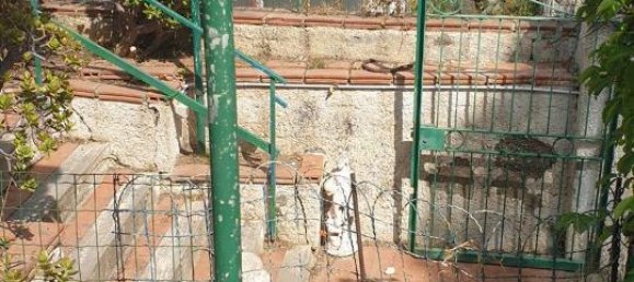 Вилла с 4 комнатами в Мессина, Италия № 18143 9