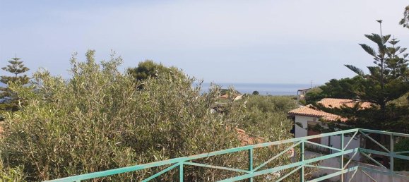 Вилла с 4 комнатами в Мессина, Италия № 18143 5