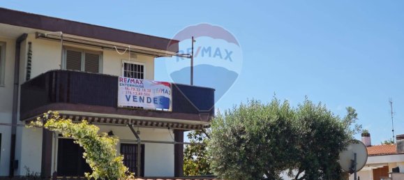 1 Schlafzimmer Villa in Anzio, Italy, Nr. 288450 24