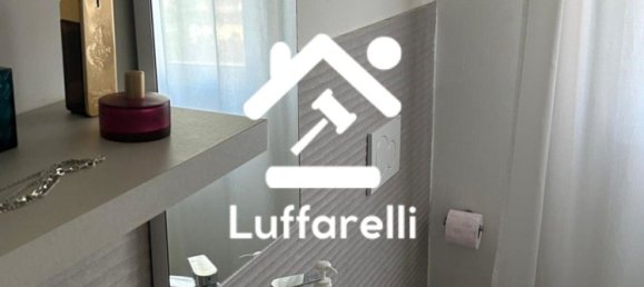 6 rooms Apartment in Meda, Italy No. 8517 8