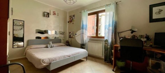 4-salle Appartement à Turin, Italy No. 273055 16