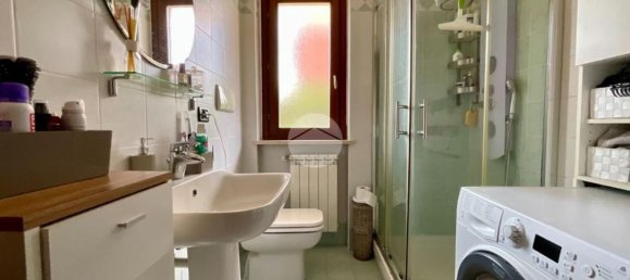 4-salle Appartement à Turin, Italy No. 273055 17