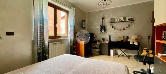 4-salle Appartement à Turin, Italy No. 273055 15