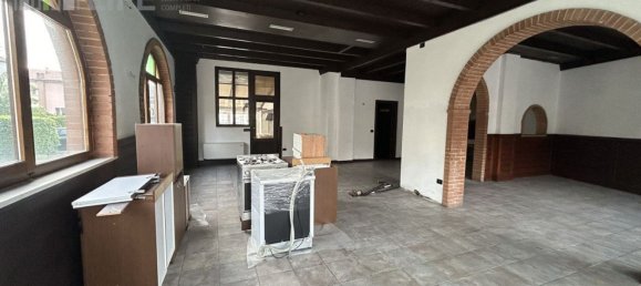 4 bedrooms House in Torrebelvicino, Italy No. 337087 12