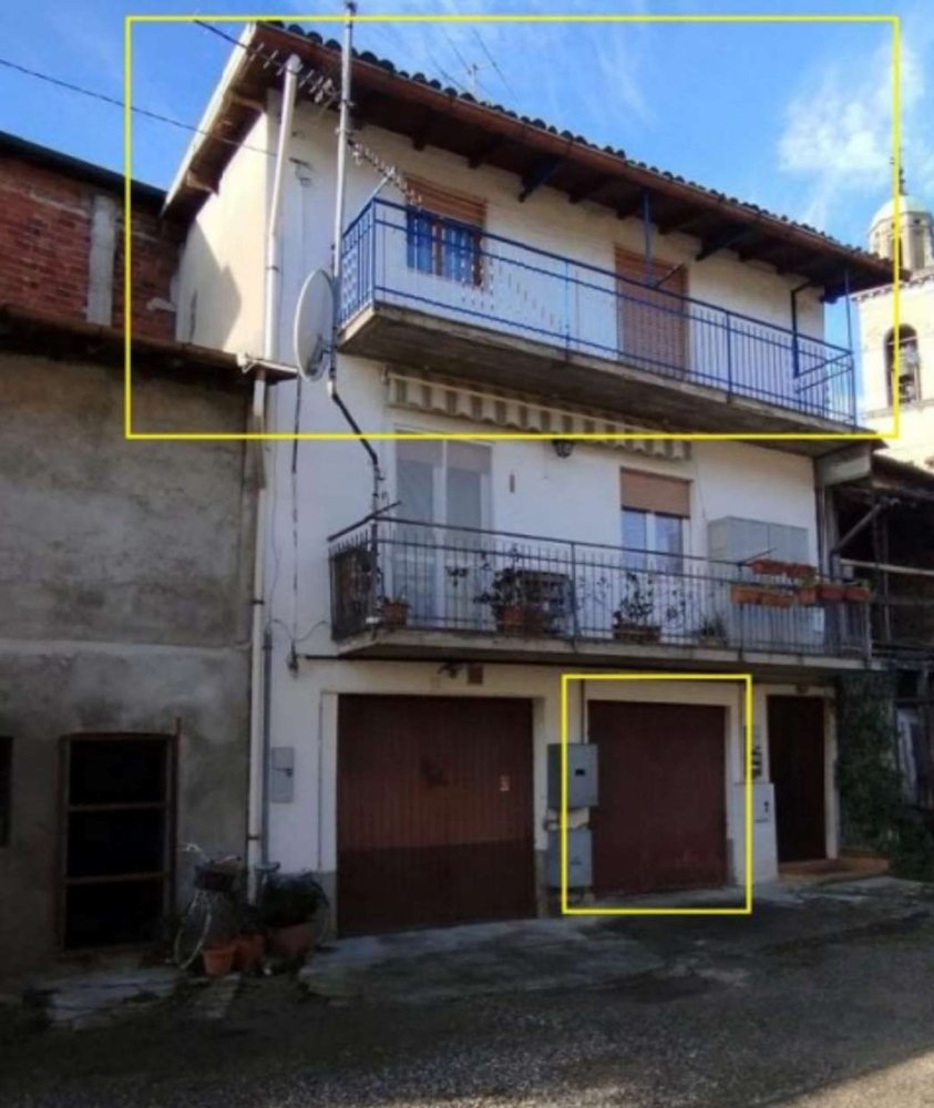 4 rooms Apartment in Solbiate con Cagno, Italy No. 257943
