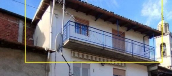 4 rooms Apartment in Solbiate con Cagno, Italy No. 257943 3