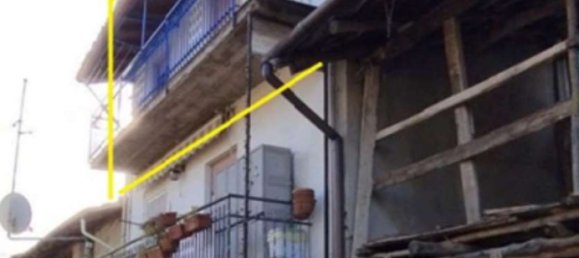 4 rooms Apartment in Solbiate con Cagno, Italy No. 257943 2