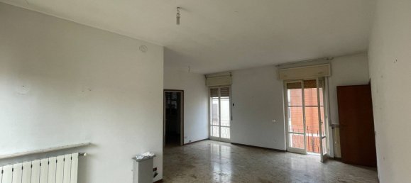 4 bedrooms Apartment in Carpaneto Piacentino, Italy No. 357349 3