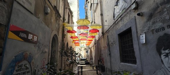 5 rooms Apartment in Naples, Italy No. 15070 17