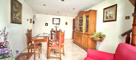 5 rooms Apartment in Naples, Italy No. 15070 14