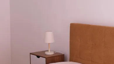 Квартира с 2 комнатами в Пенцинг, Австрия № 213739