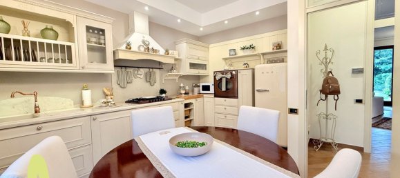 5 Schlafzimmer Haus in Savignano sul Rubicone, Italy, Nr. 379698 15