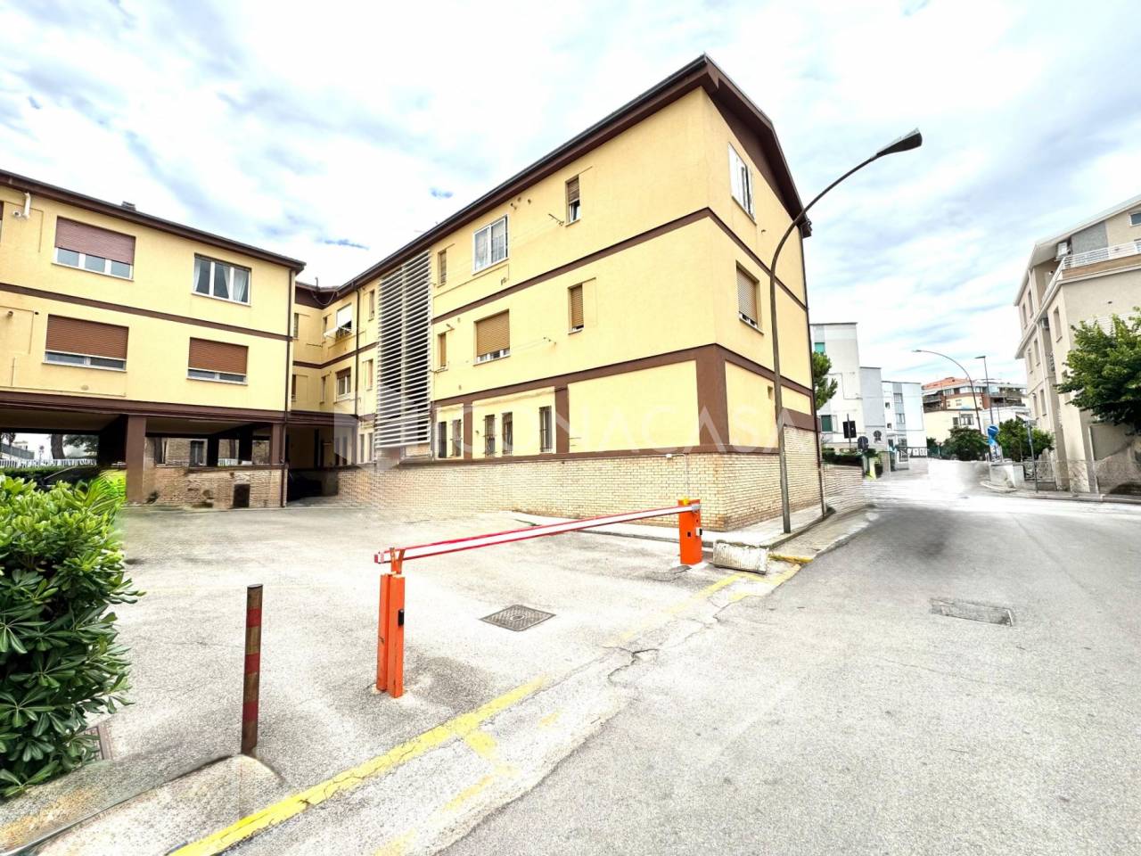 4 rooms Apartment in Vasto, Italy No. 257782