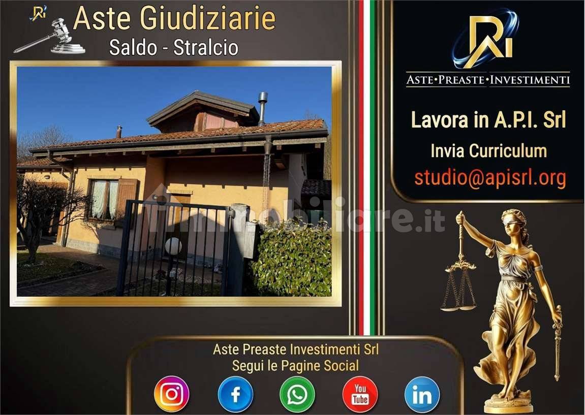 2 غرف نوم شقة في Besozzo, Italy رقم 269610