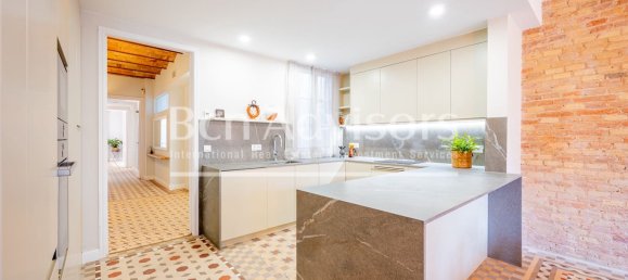 3 bedrooms Apartment in Eixample, Spain No. 164762 26