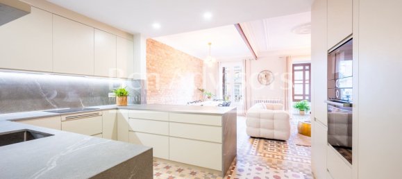 3 bedrooms Apartment in Eixample, Spain No. 164762 25